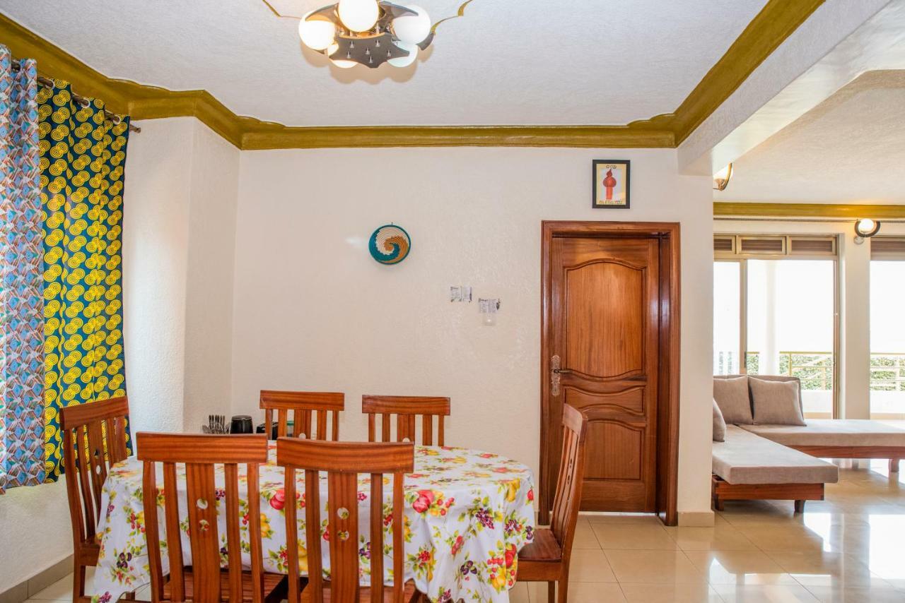 Kigali Castle Hostel Exterior photo
